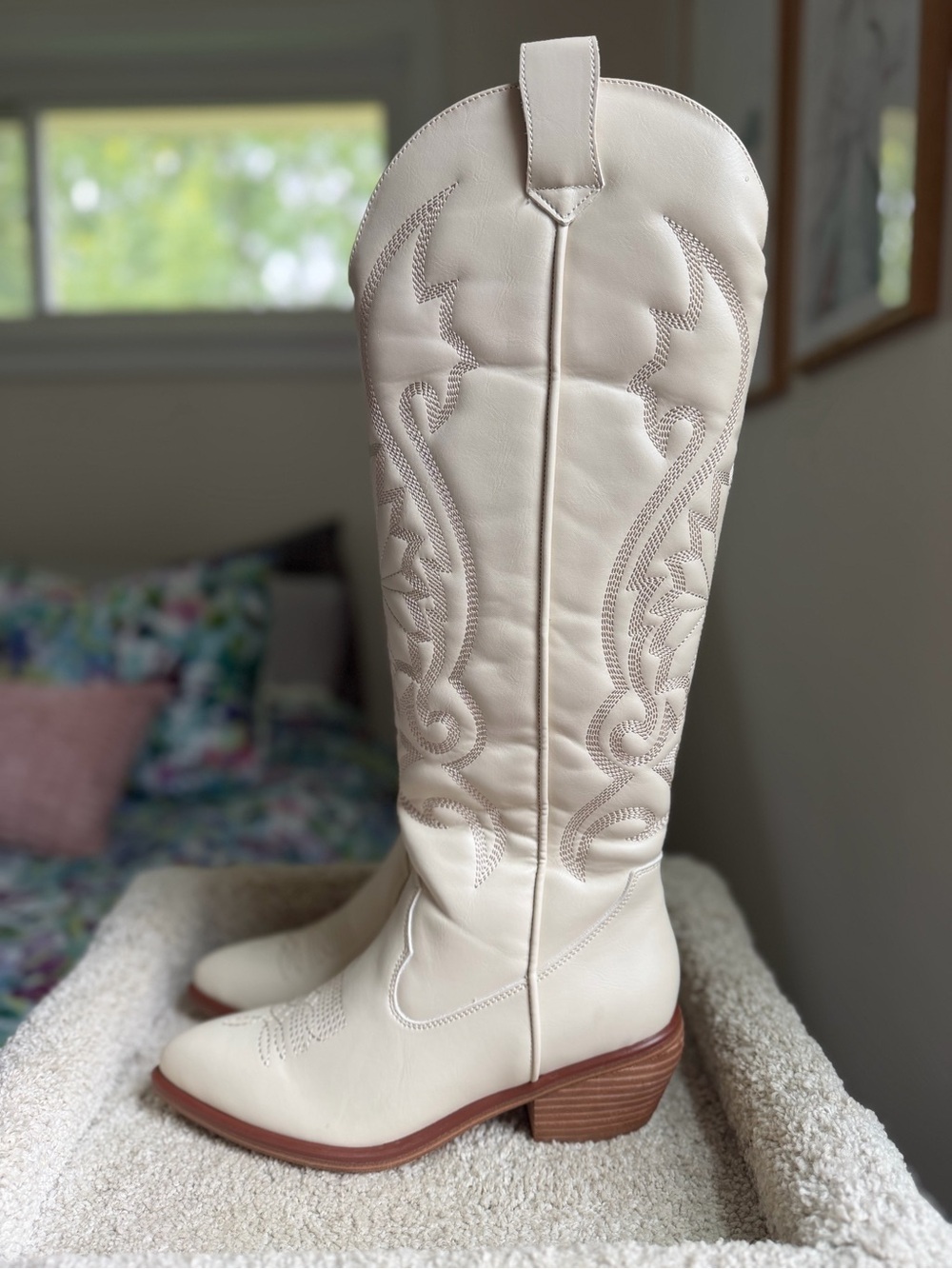 NEW IN BOX MIA Kolt Embroidered Western Cowboy Boots - Picture 4 of 5